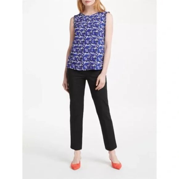 Boden Clara Sleeveless Floral Print Top in Blue and White Size 6 - Picture 3 of 16